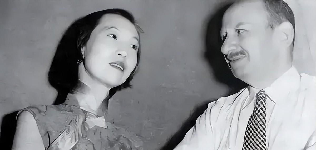 你知道吗？民国才女张爱玲和大师胡适，这俩人年轻时可是才子佳人，结果晚年在美国纽约