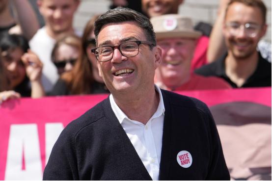 英国首相换人，其执政路线的总结，其实还是“五个字”
 
7月20日，伯纳姆正式接