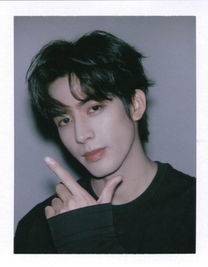 宋威龙媒体好感度艺人 媒体眼中的宋威龙 宋威龙媒体好感度艺人，谁懂听到了媒体眼中