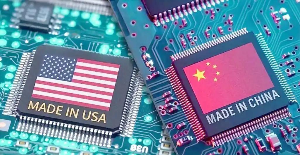 “美国要彻底拿下中国，是绝不会只用一种手段的。”美国为了迫使我们放松稀土出口管制