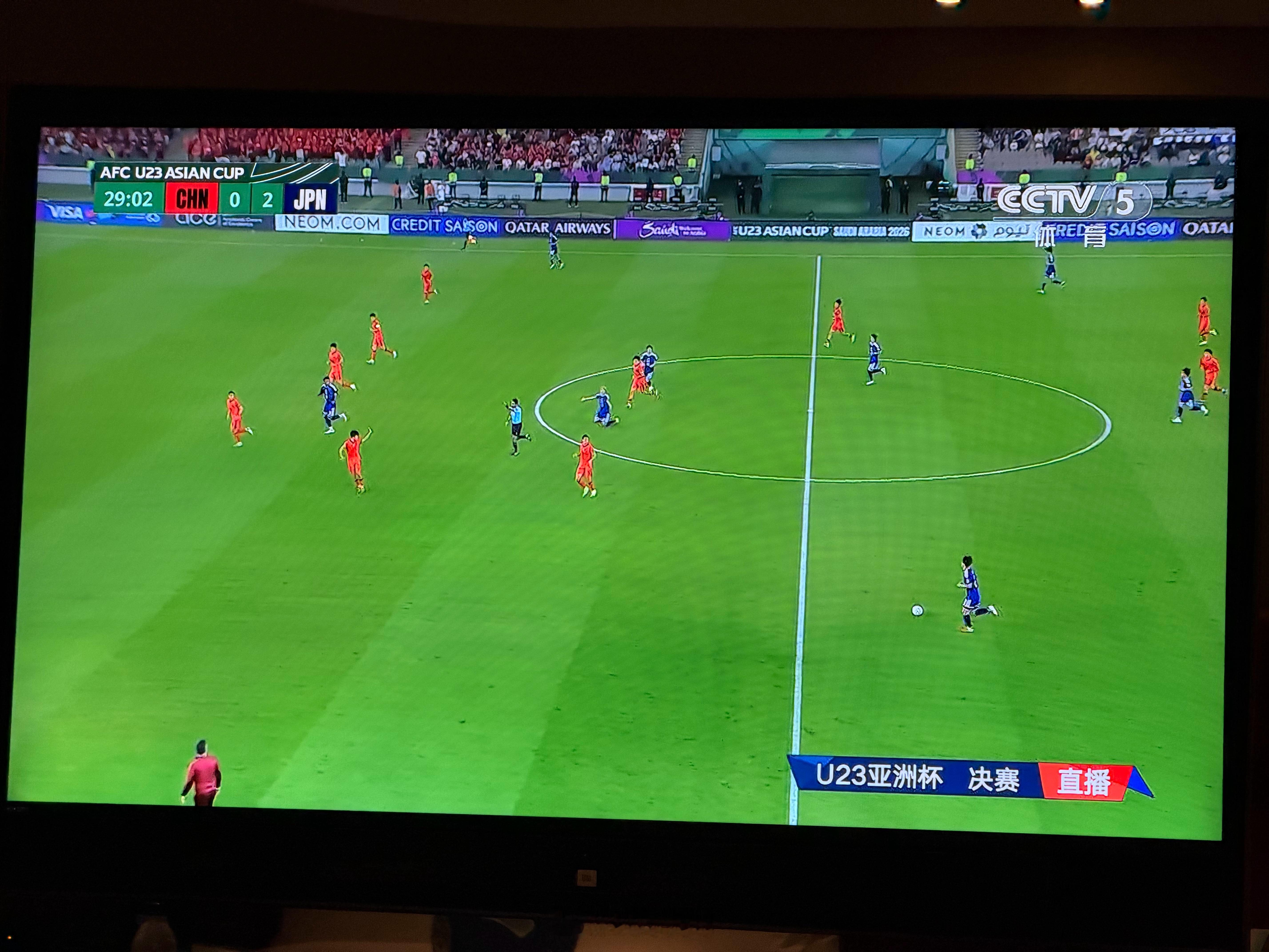 一起看球啊！！！在看的打1呀～～ 