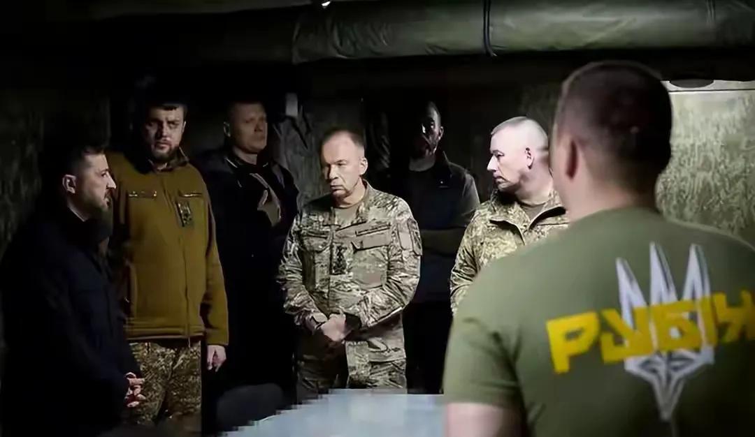 乌克兰能源部长格林丘克在社交媒体上透露，从7日夜间开始，俄罗斯对乌克兰的能源系统