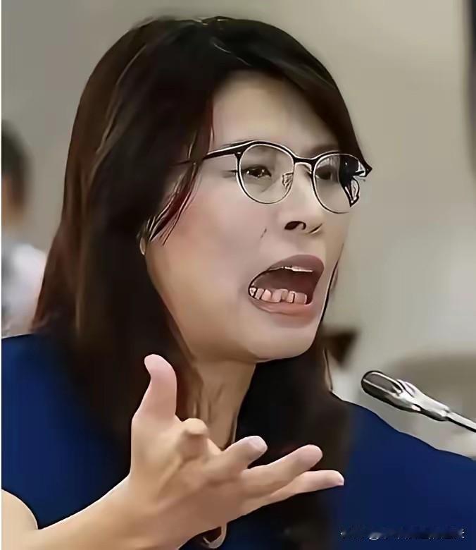 郑丽文访问大陆迫切，我们国台办已经表态欢迎交流！但是郑丽文提出访问“对等“的诉求