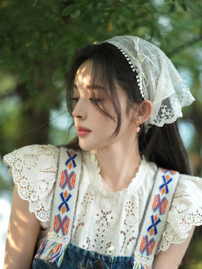 古力娜扎 夏日氧气感十足，太青春了这个娜扎 