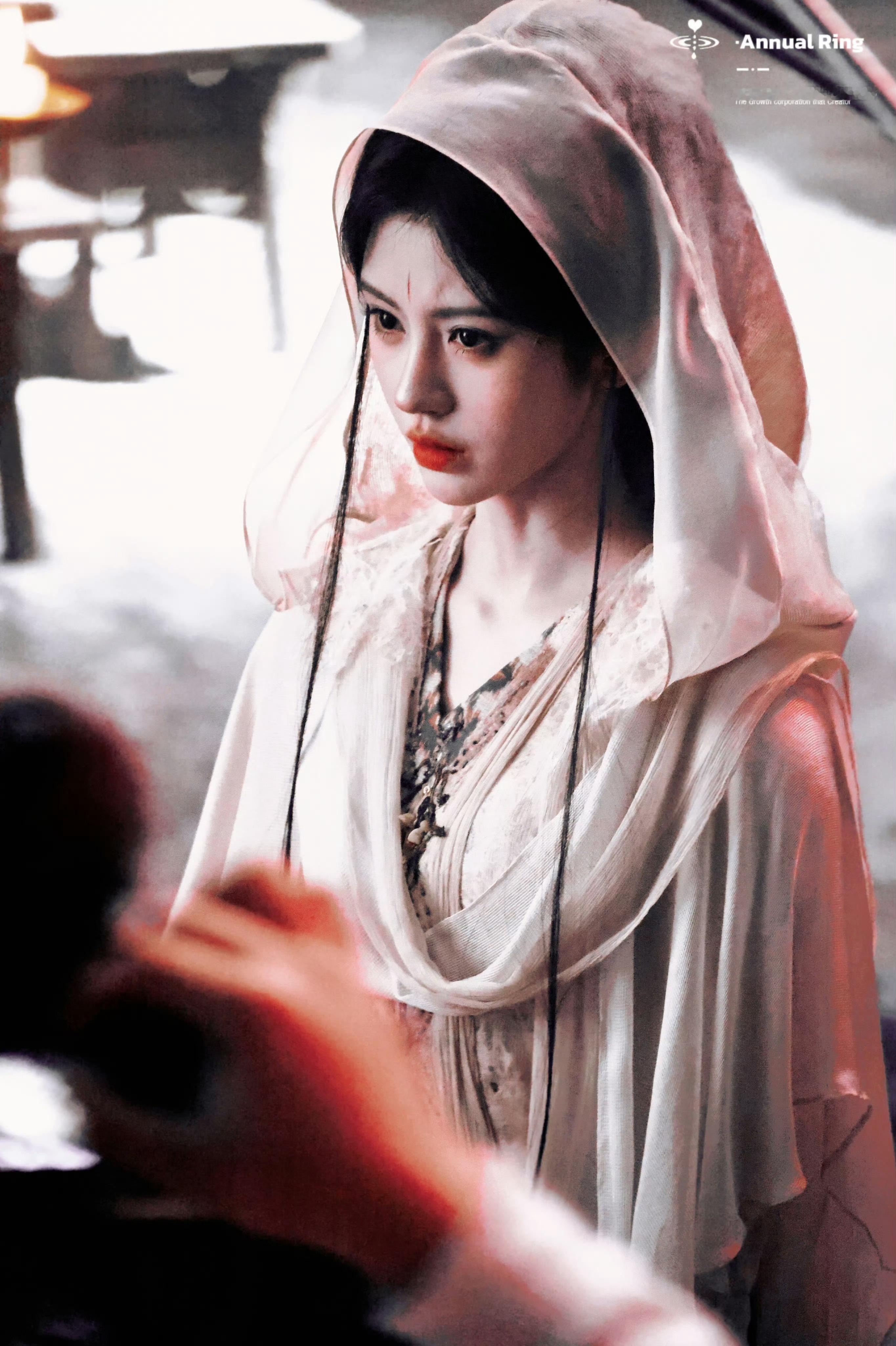 好漂亮的新造型～～～[送花花][送花花][送花花]鞠婧祎 《来战》阿黛☽ 白衣+