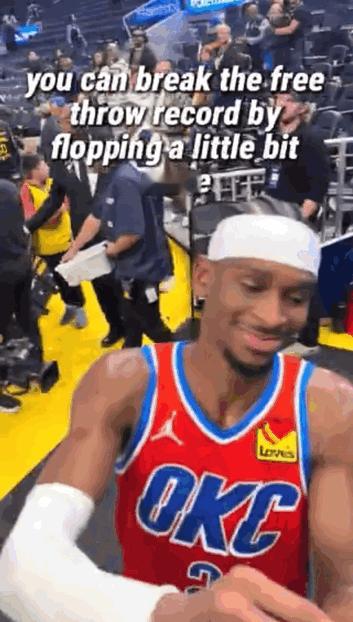 勇士球迷：Shai（亚历山大），你能不能不要再假摔了，不然你的罚球就打破纪录了！