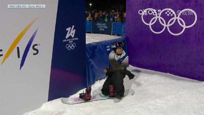 葛春宇无缘大跳台决赛米兰冬奥会单板滑雪大跳台预赛，🇨🇳中国小将后两跳失误，无