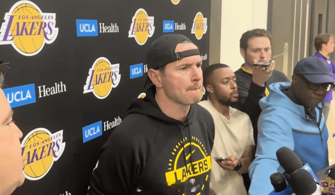 雷迪克：火箭G2会更玩命，我们也得拿出同样求胜欲:“每天的要求都不一样。昨天需要