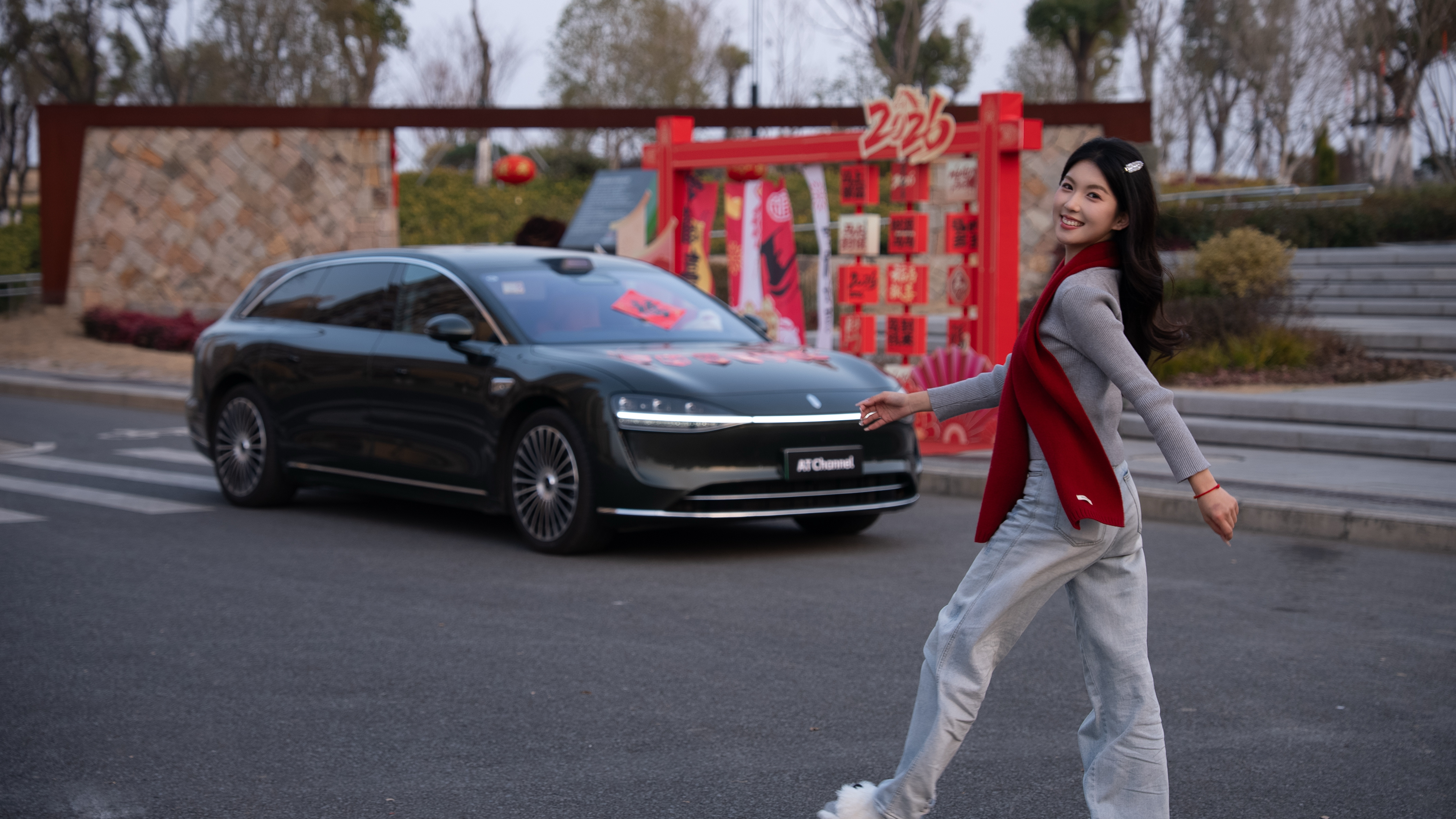 汽车过年之享界S9T，拍的小伙伴提前祝大家春节快乐大v聊车享界汽车