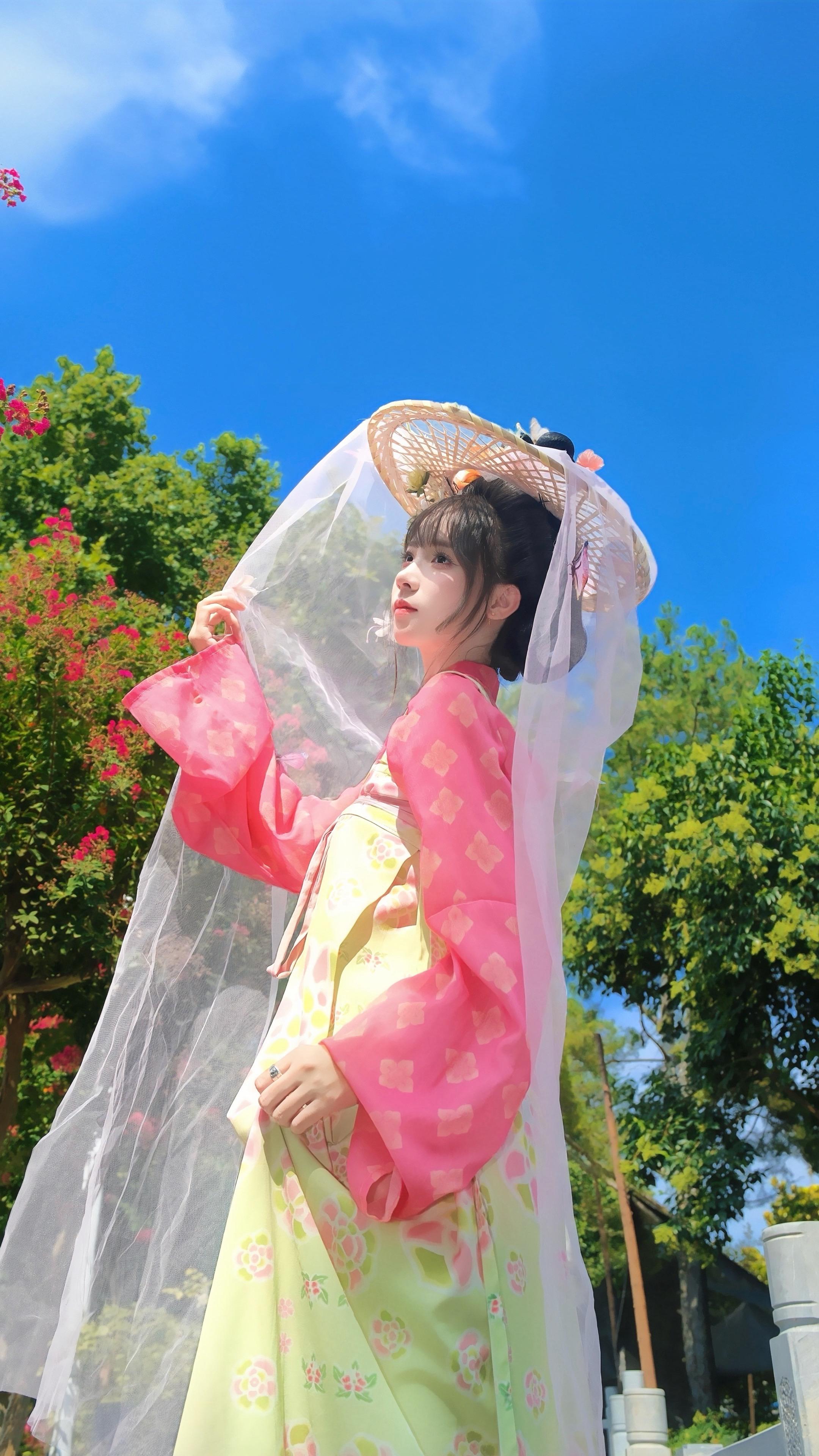 总怪流水无情 却忘记自己也是浮萍