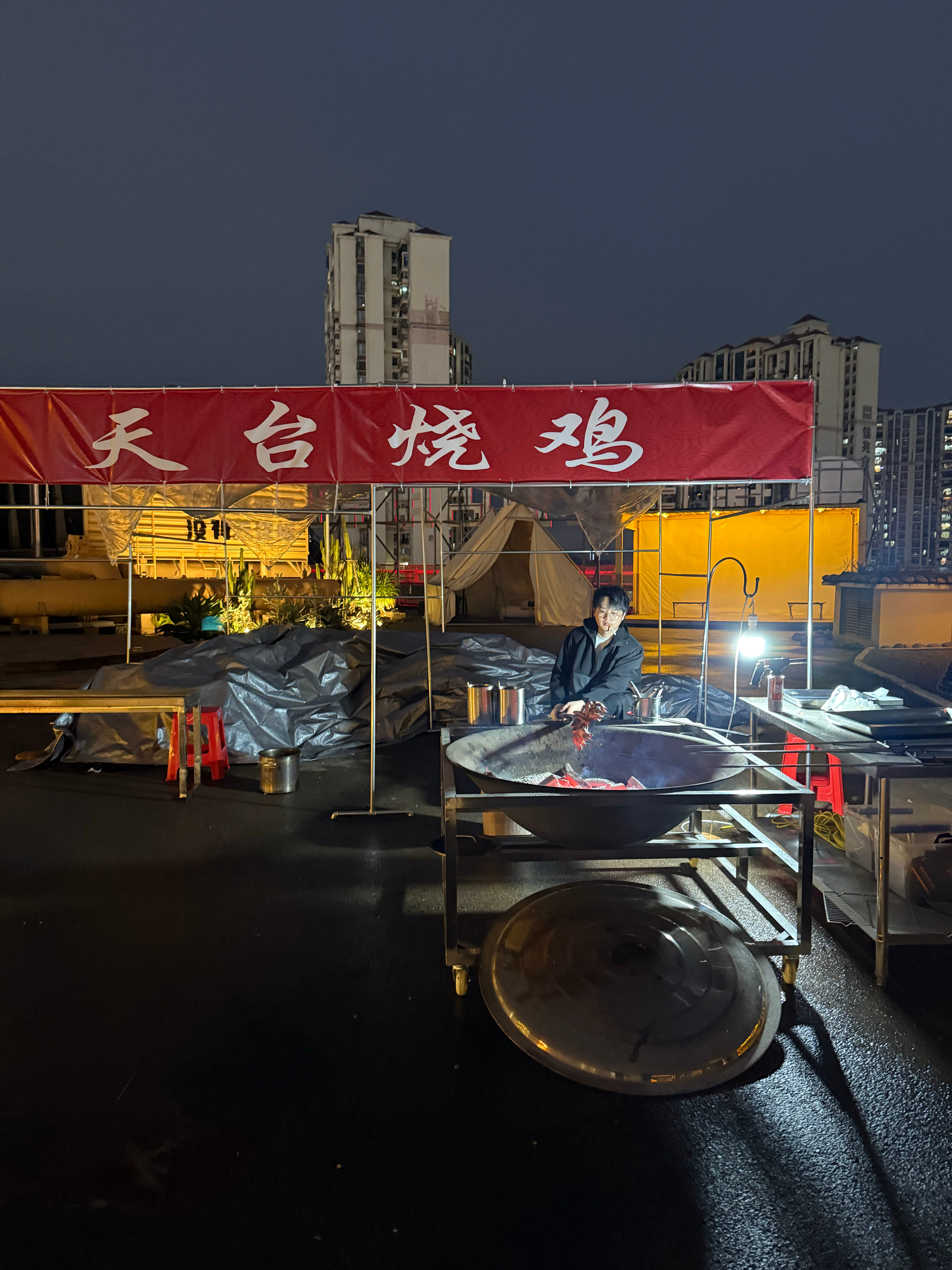 天台精酿转型日记 之李杰灵请你吃烧鸡深圳龙岗平湖附近的网友，打开美团搜「天台烧鸡