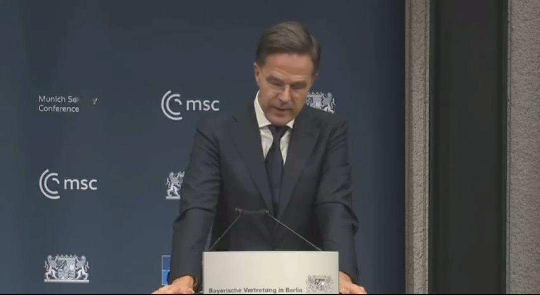 新闻快讯——北约秘书长吕特警告：“我们必须严阵以待……俄罗斯已将战争带回欧洲，我