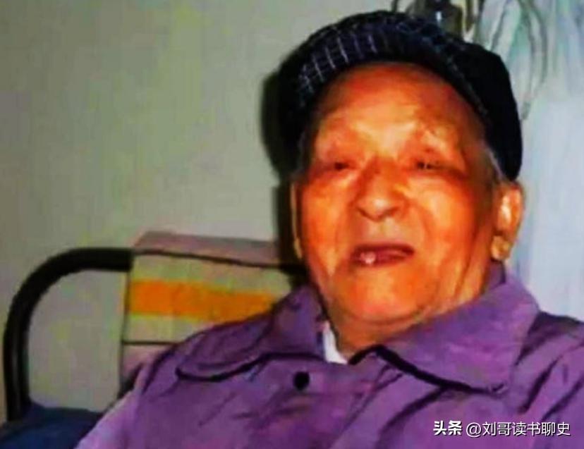 毛主席问：王盛荣在哪？省委查了三天。

1957年，武汉。毛主席接见省委领导，坐