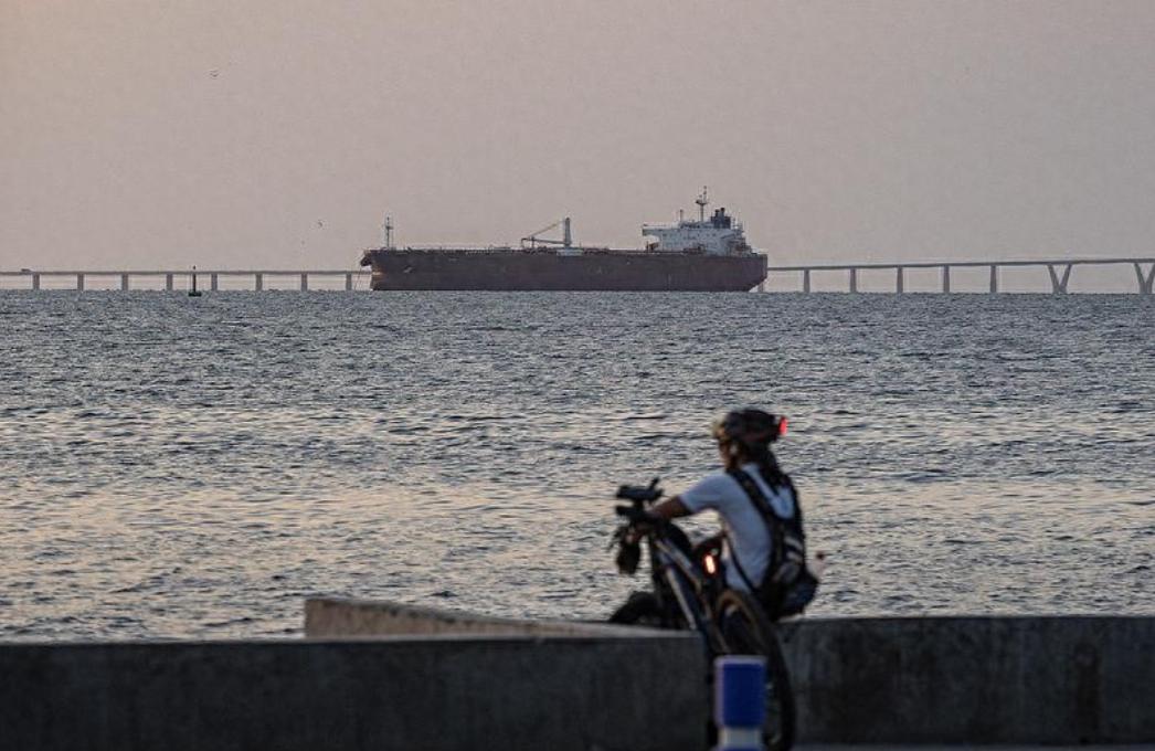 美方站不住脚，松口了

美国海岸警卫队 12 月 24 日确认，承认自己专业人手