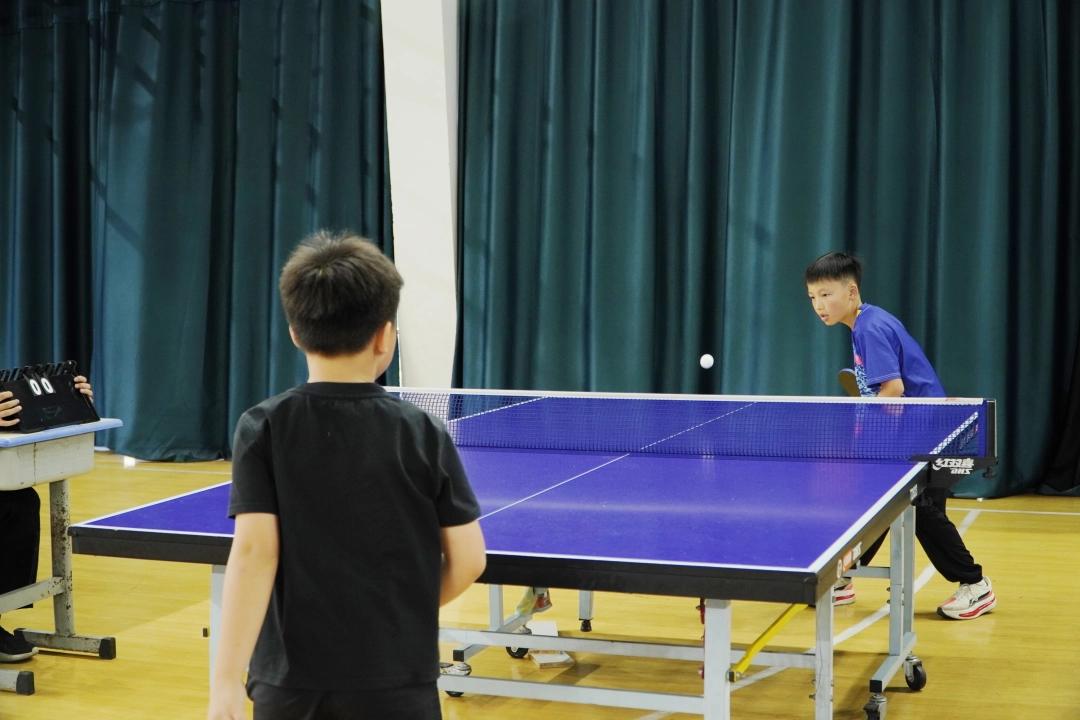 大人孩子齐上阵，这场社区运动会有趣也有爱