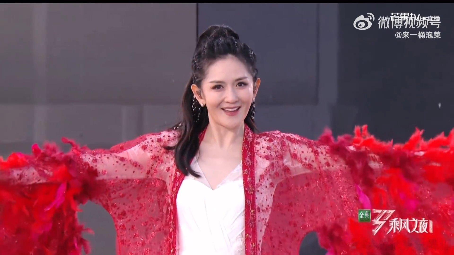 谢娜浪姐总决赛谢娜串烧表演取消谢娜串烧表演取消 网传今年浪姐总决赛谢娜串烧秀取消