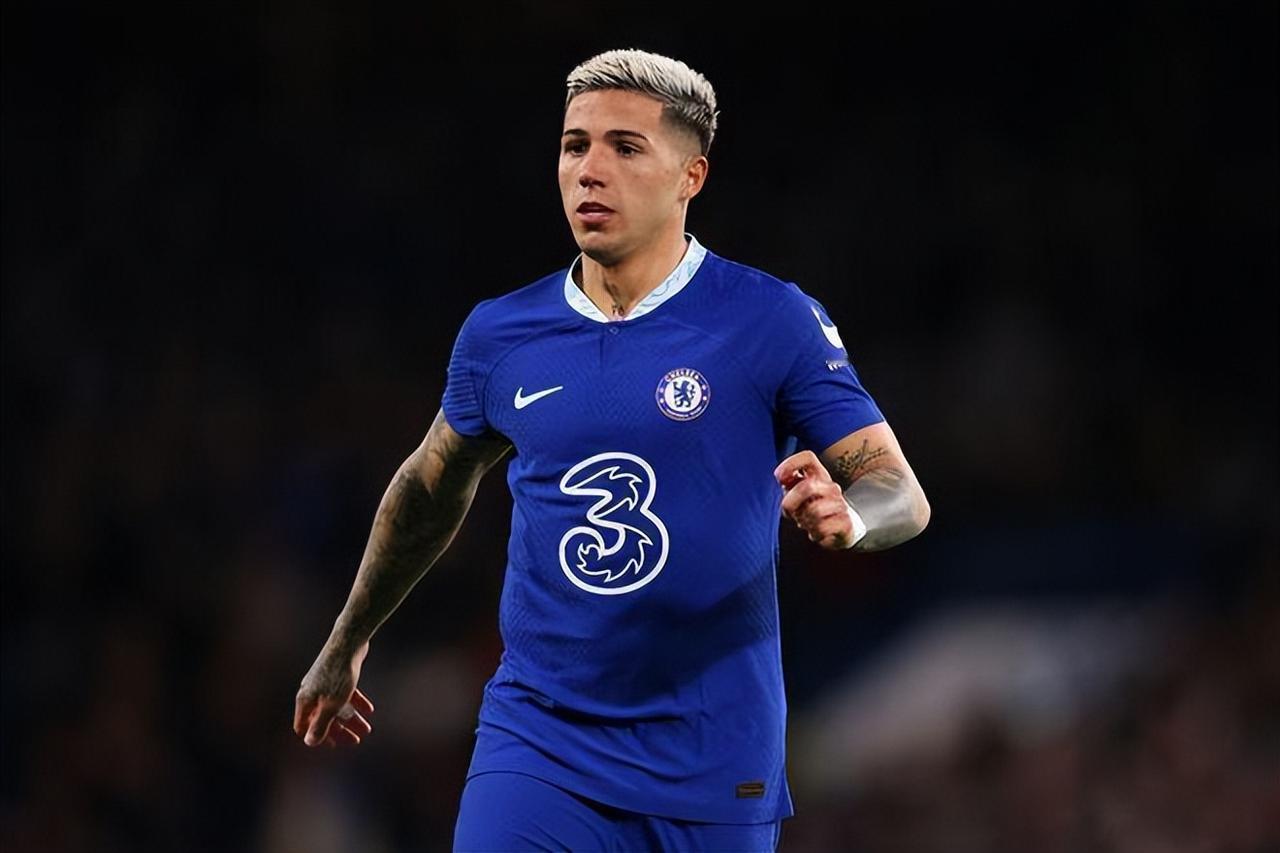 切尔西，英超大侠也！劫富济贫，遇弱不强，给保级队送温暖，利兹联笑纳三分。
71%