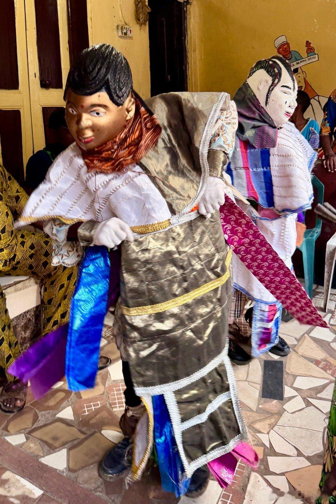 吉莱德假面舞，尼日利亚世界非物质文化遗产，拉各斯。吉莱德的意思是欢乐，这是由分布