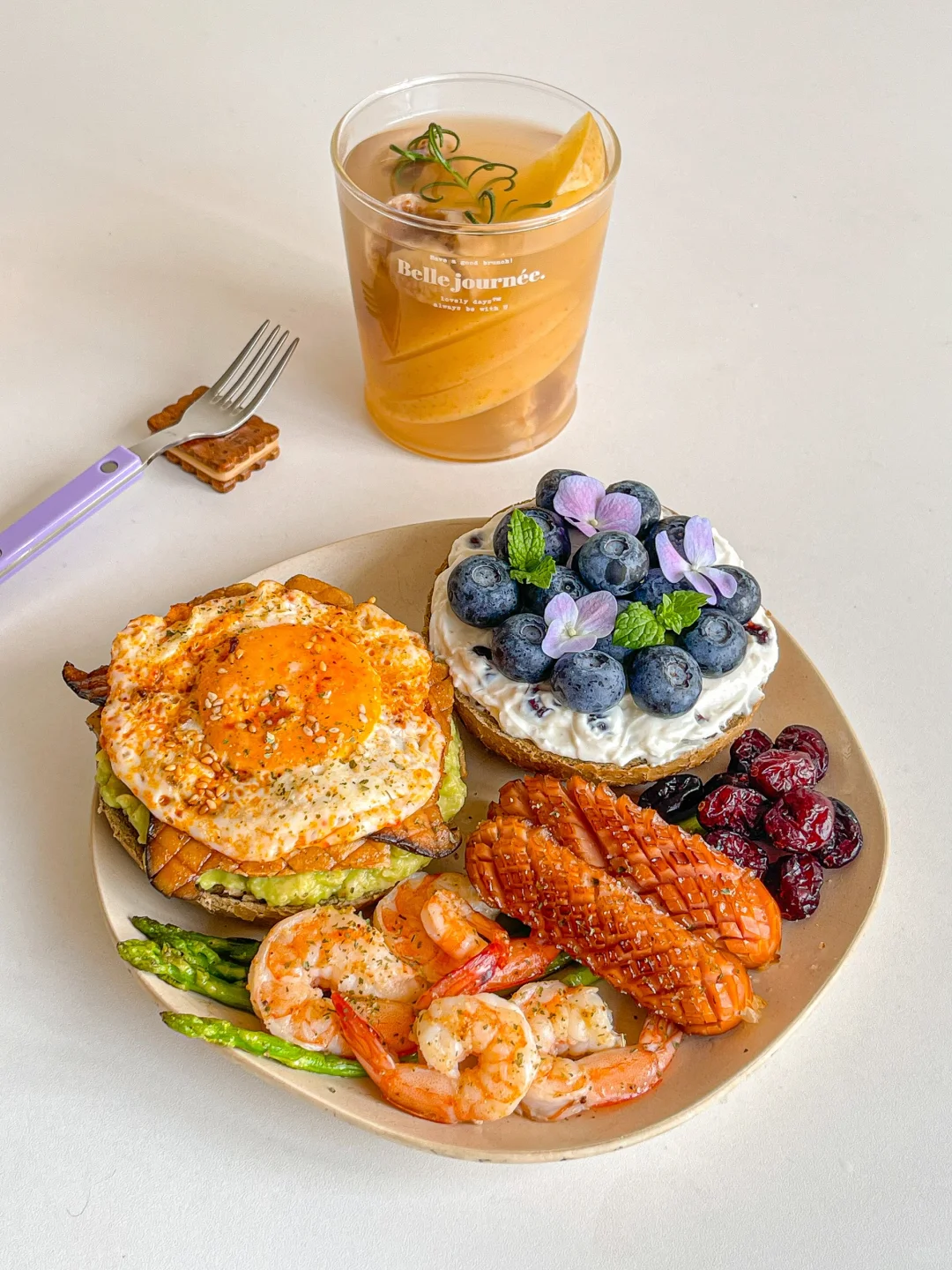 元气brunch🍓贝果双拼三明治🥯无花果苹果水