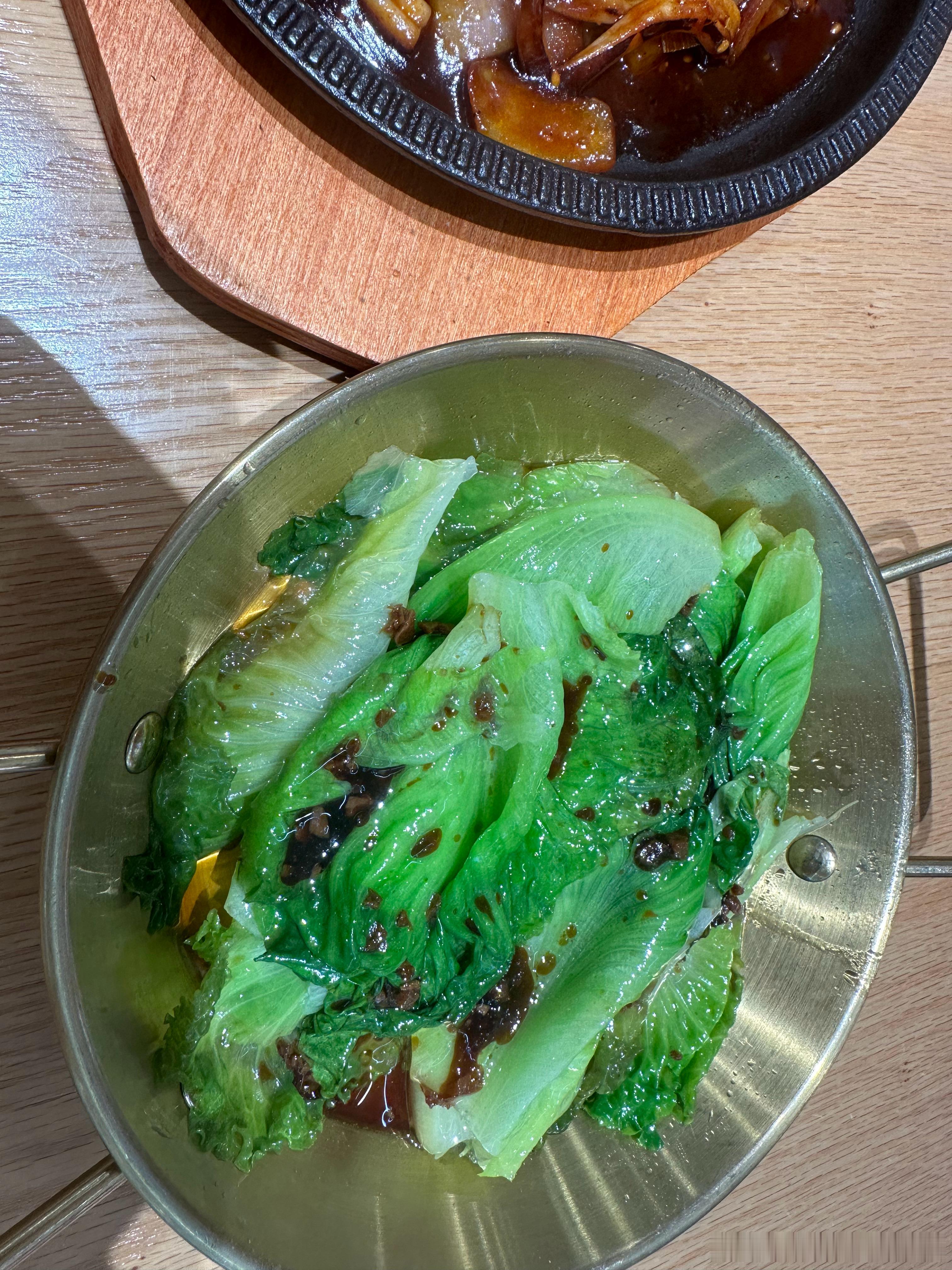 开饭，那个铁板鸡蛋没有及时去翻，有点焦了[doge] ​​​