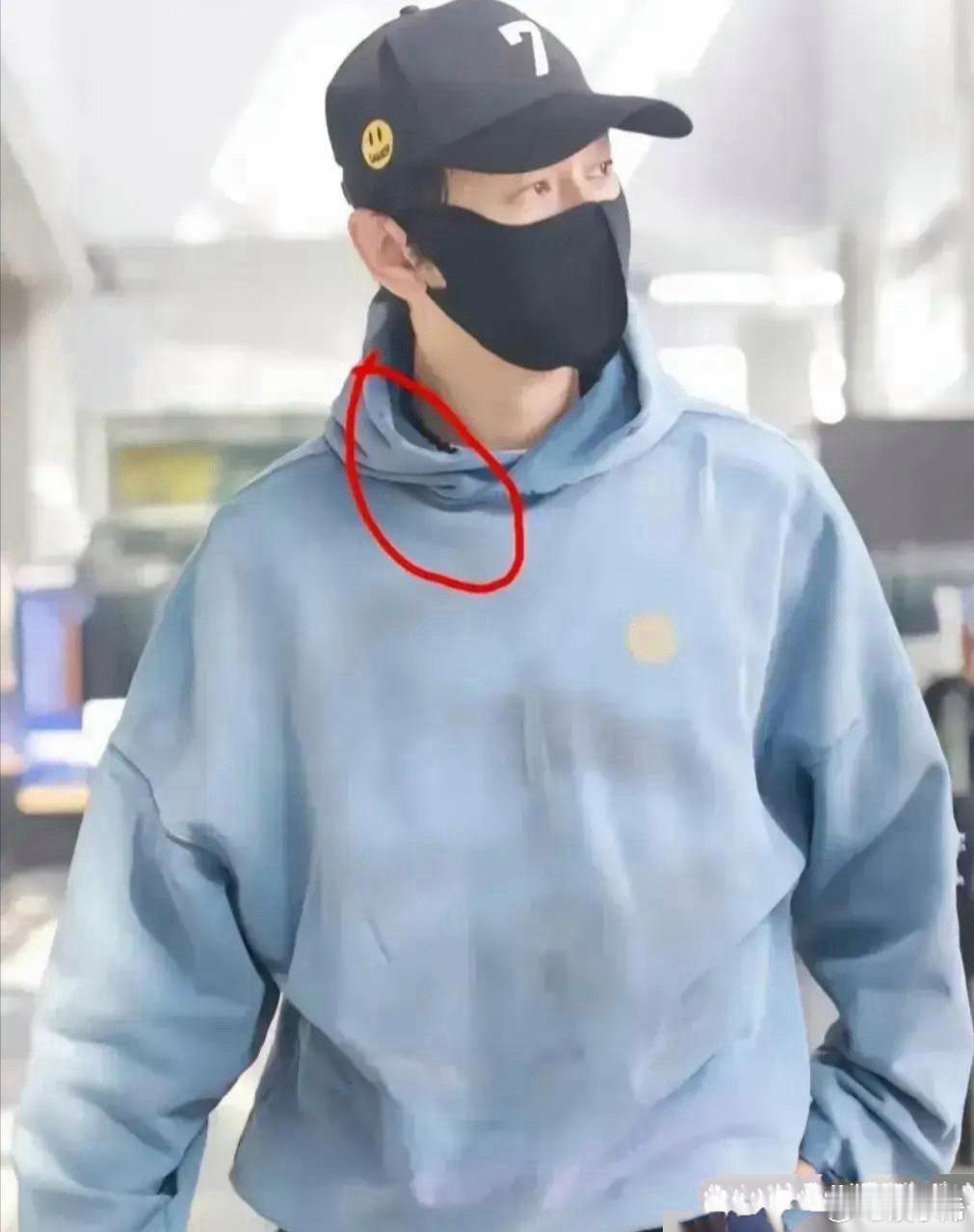 黄晓明真的太厉害了，这裤子他非得穿不可吗 