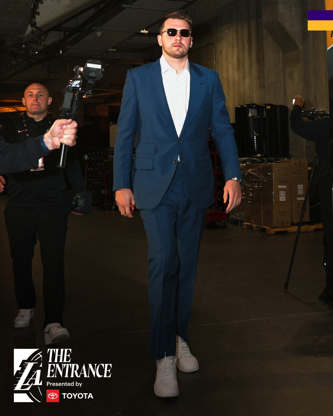 湖人球员到场，打完今天的比赛，就将开启五连客之旅（老鹰，黄蜂，雷霆，鹈鹕，雄鹿）