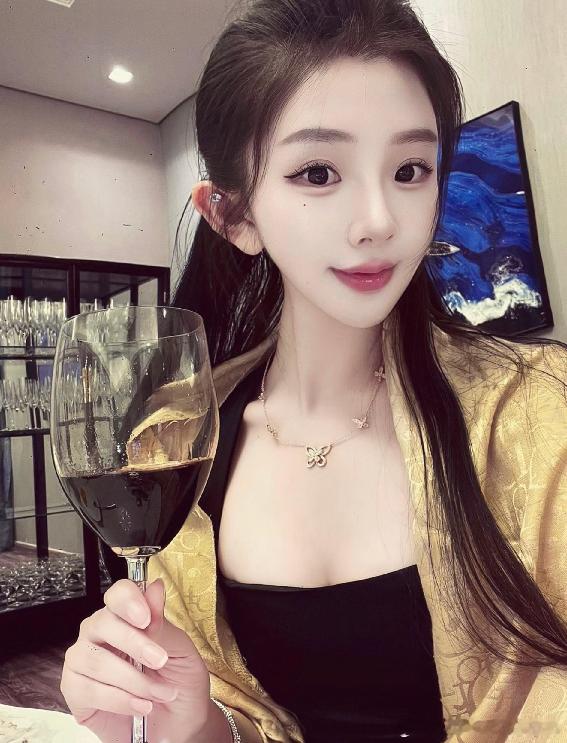 下个月去找npy 现在已经又期待又开心了 买了一堆东西准备带给他 虽然国外啥也不