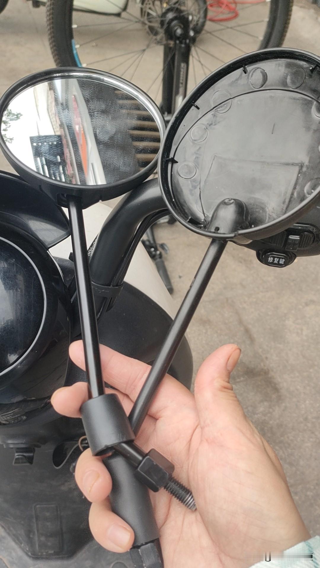 网上买的说的天花乱坠，买回来就哦豁，根本没法用，什么玩意哟