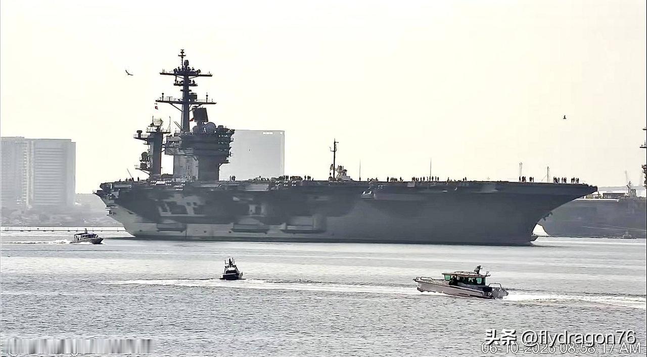 🇺🇸 美国海军“西奥多·罗斯福”号（CVN-71）航空母舰于2026年6月1