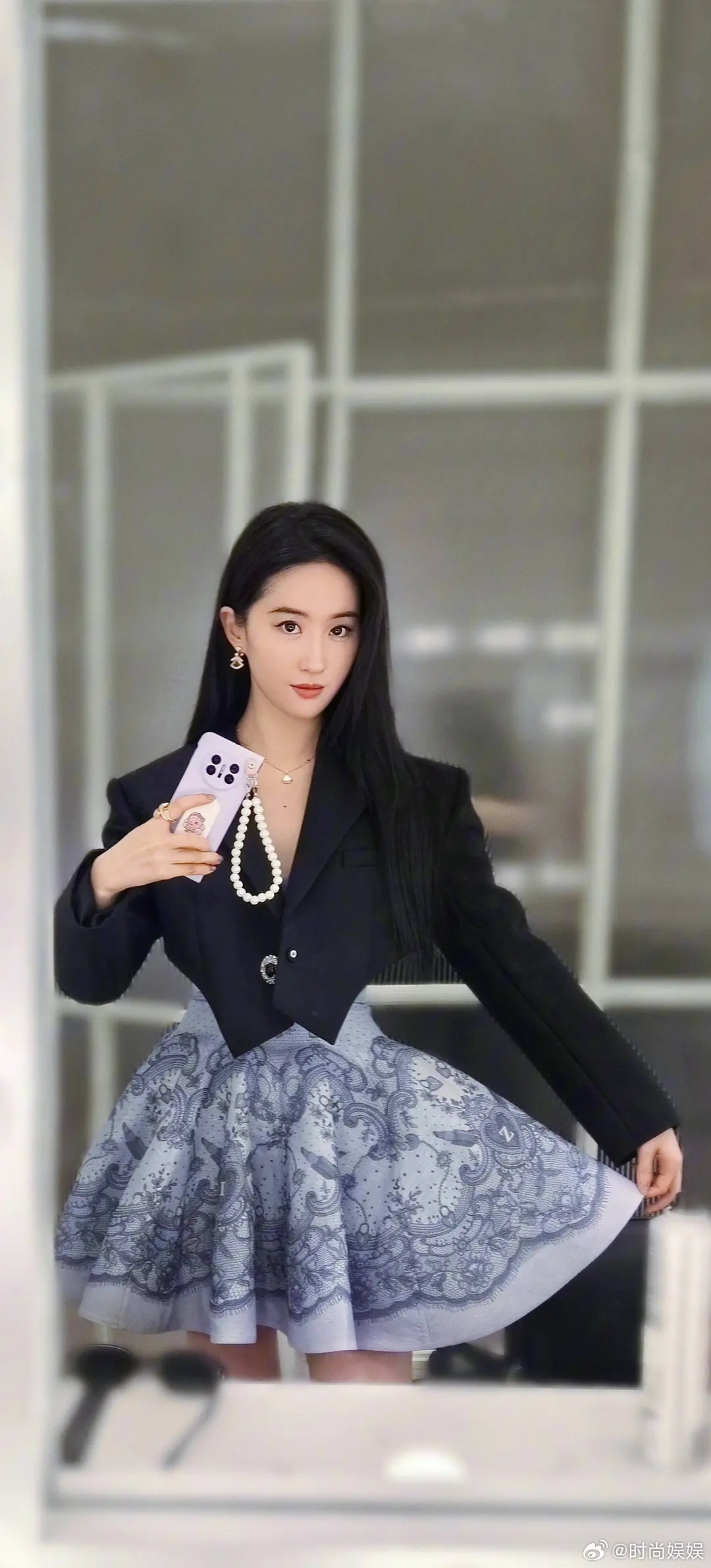 刘亦菲是不是最会自拍的女明星？拍的粉丝都不认识 ​​​