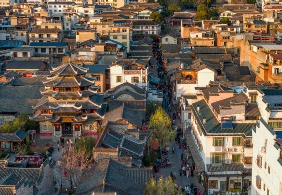 旅游热度很低却很夯的城市1. 浙江·松阳 江南最后秘境，70多座原生态古村藏于山