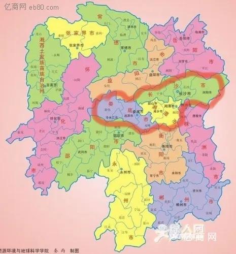 长沙是不是非常有必要将湘潭、娄底合并了。
娄底几乎是湖南的正中心，将省会往中心迁