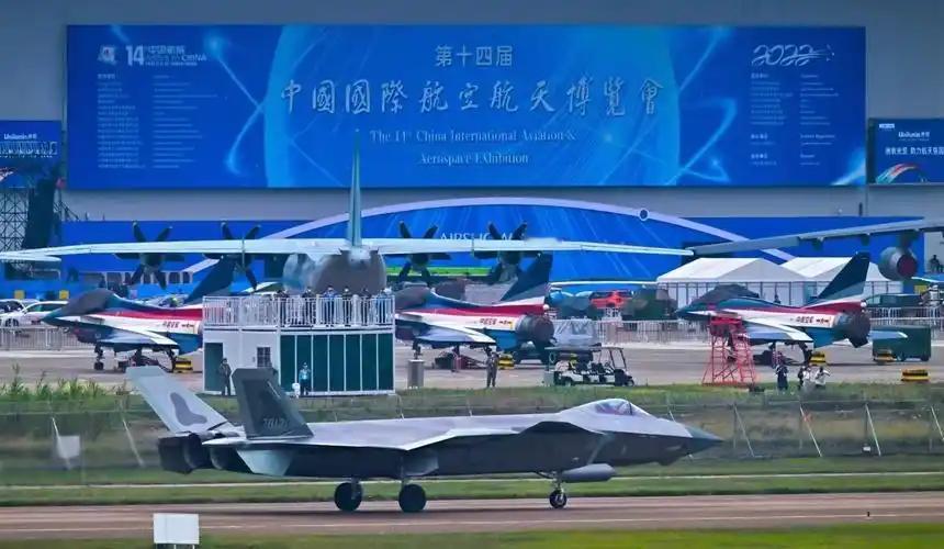 中国又开启了一个令西方忌惮的潘多拉魔盒。
10月13日，2026珠海航展正式官宣