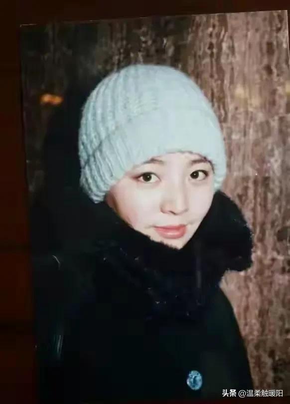 宋丹丹说：“初恋是我一生最炽烈的爱情，大冬天晚上不回家，走着找他家，只知道他家在