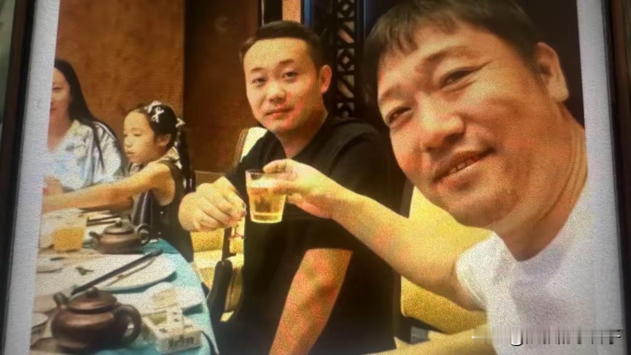 “祸从口出”真实不真实？

贾冰这次，已经不是第一个明星中招了！
之前短剧女王郭