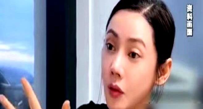 秋瓷炫儿子大海要上三年级了，小时候嫌爸爸于晓光韩语不好，竟然直接跟妈妈说“能不能