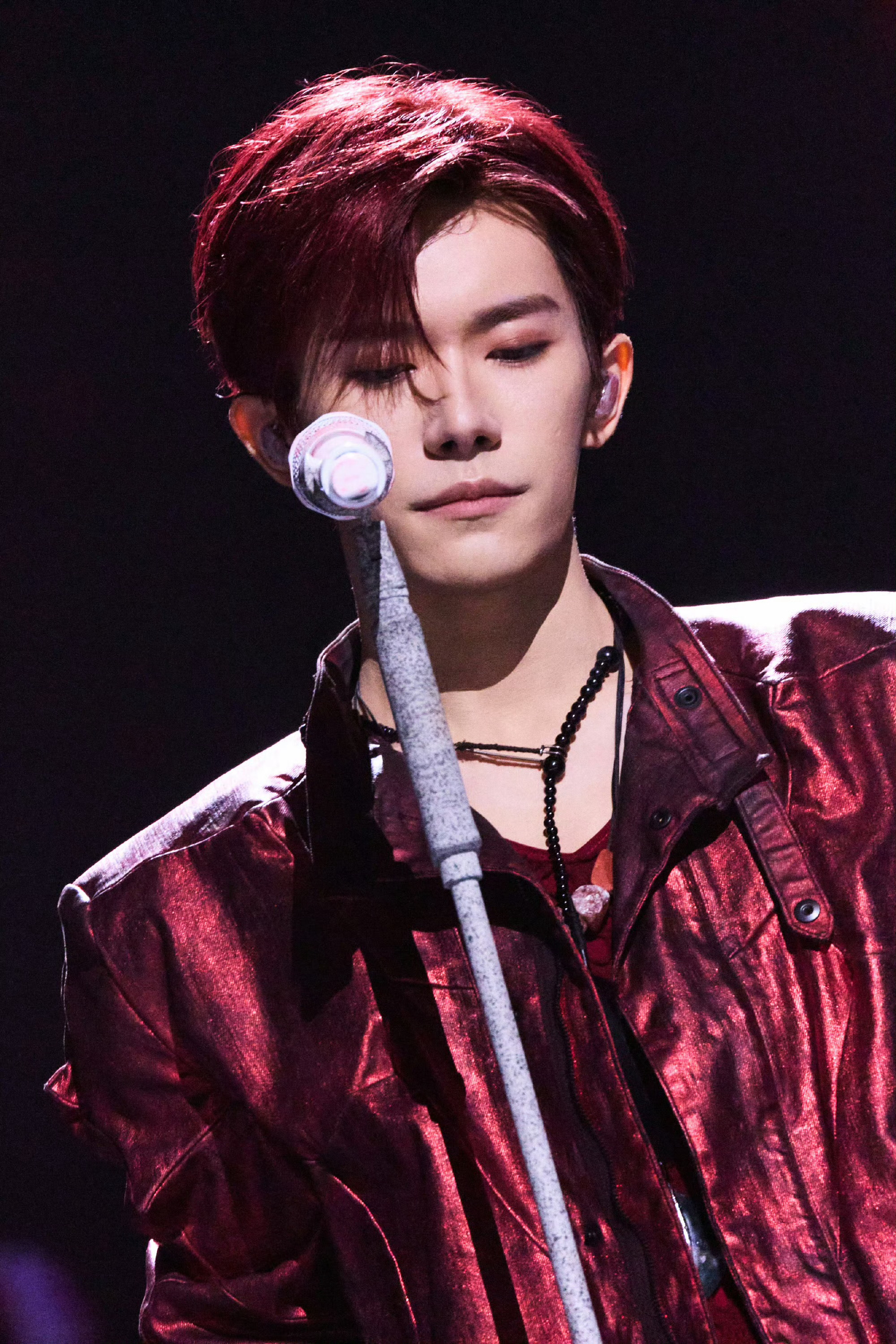 易烊千玺翻唱曲目粉丝投票 易烊千玺新惊喜来了！小网站开启歌曲投票，被投出来的歌曲