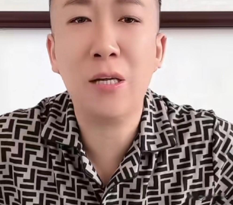 鹏gg谈巴扎黑起来到底靠不靠T佑？

              粉丝传话巴扎黑