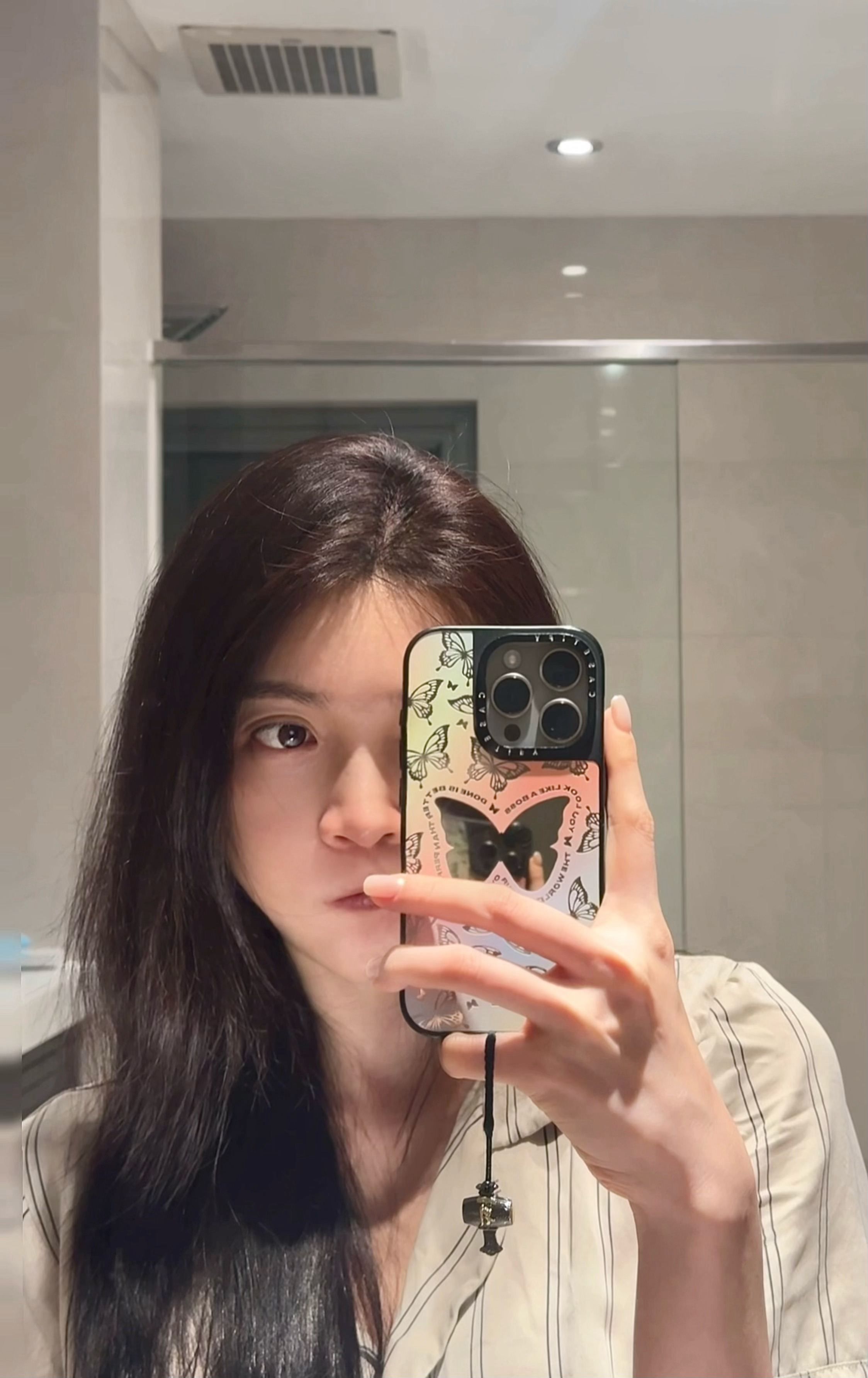 第三次融掉n年前填的印第安纹了，发现玻玻这种材质是无法彻底溶解的。虽然现在又有印