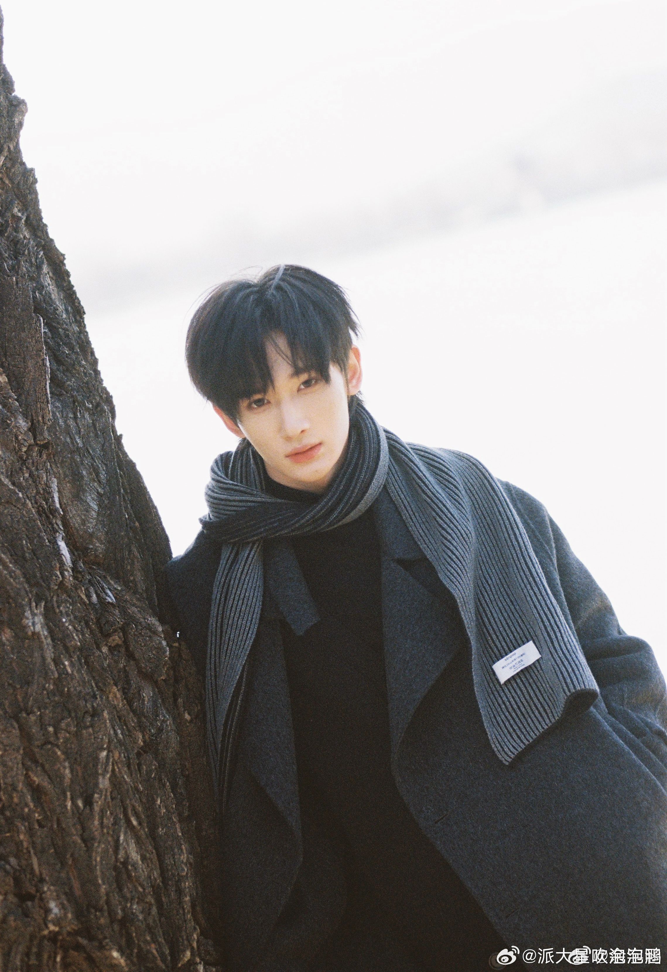 余宇涵说睡觉的时候被时代峰峻选中真的被乖到了！面对这么梦幻的入选经历，他依旧保持