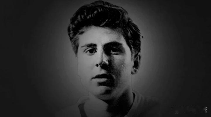 [蜡烛]R.I.P！皇马旧将胡安-比利亚离世，他曾跟随皇马夺得欧冠冠军皇马旧将胡