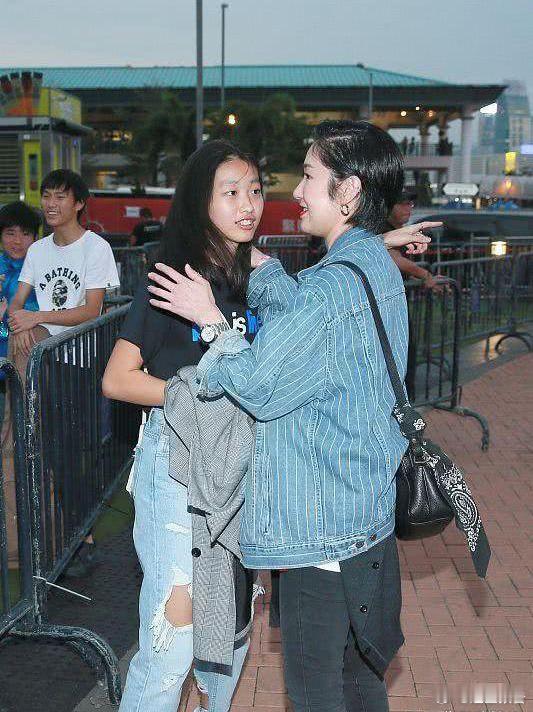 都说陈奕迅女儿漂亮，真的漂亮吗 ​​​