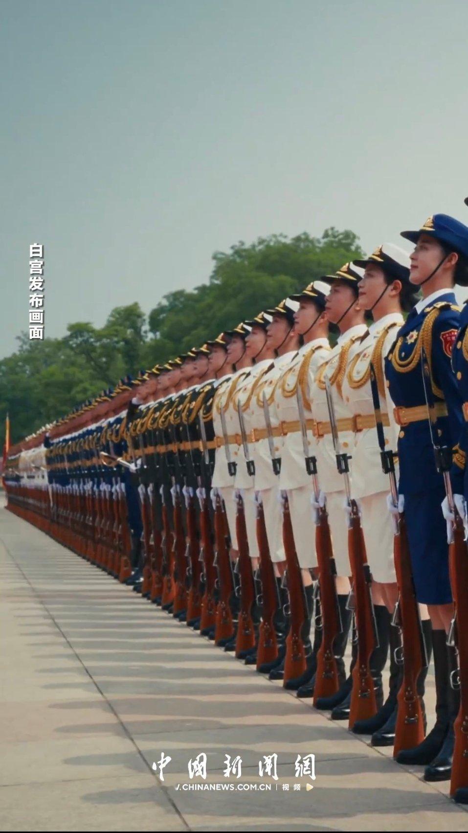 白宫镜头下的中国军人“中国排面”气场拉满！特朗普高度赞扬中国三军仪仗队，直言中国