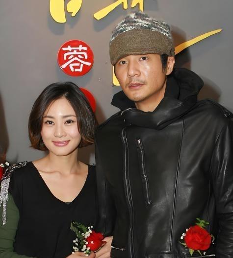 2006年，朴树让妻子吴晓敏下楼买包烟。左等右等不见人回来，他没打电话，直接睡觉