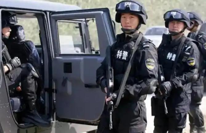 有了特警为啥还要武警，为何不取消武警？

武警和特警虽然名字听起来差不多都是警，