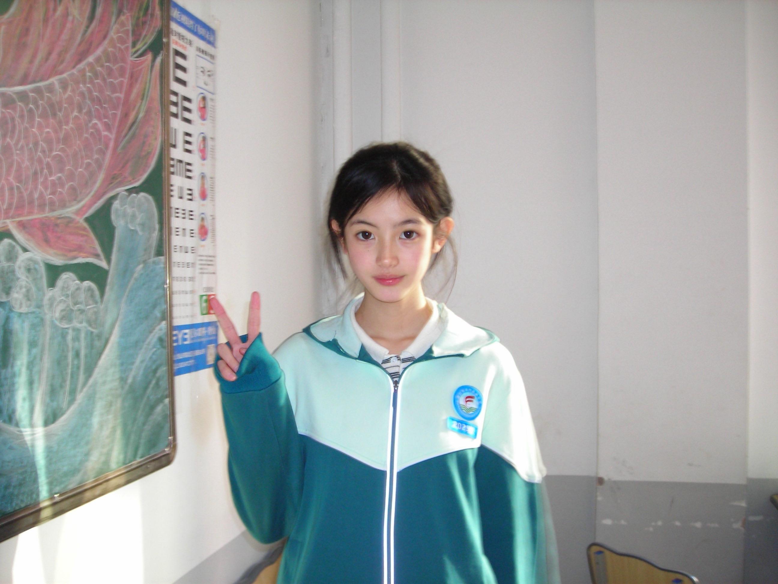 我不想早起 也不想记得明天星期几