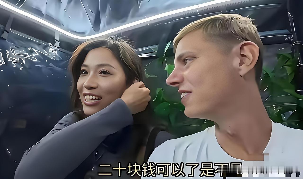 20元麻辣烫背后，藏着让人不舒服的生意
 
一场看似偶然的相遇，演变成全网热议。