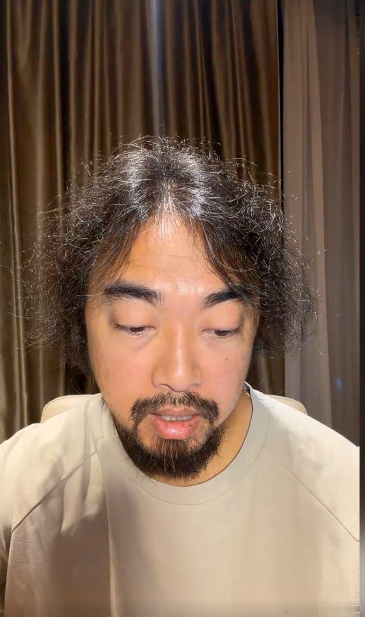 果然峰哥下午被拦晚上直播就说出来了，因为想看东风日产NX7 内饰没看到一直碎碎念