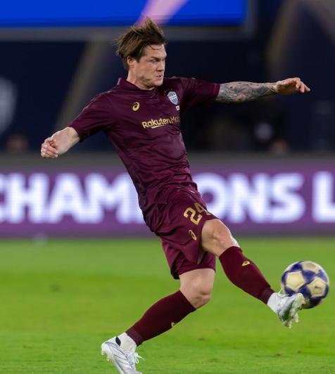 亚足联点评日本球队踢法有效率
 
随着北京时间4月19日凌晨迪拜青年国民以3比2