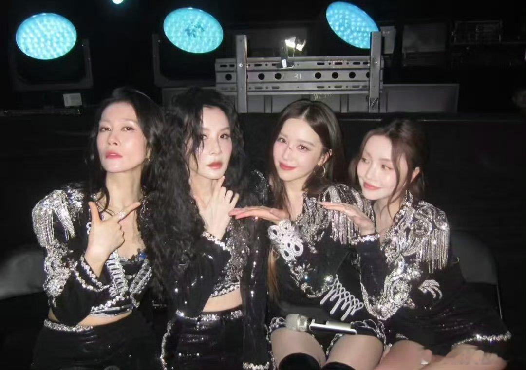 阚清子送了潇洒小姐团钻石阚清子完全大美女具象化 